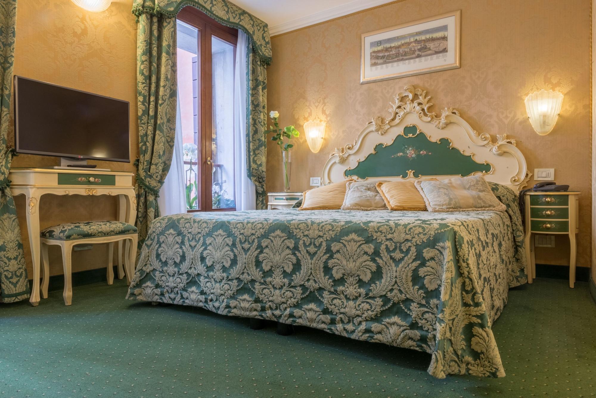 Hotel Becher Venecia Exterior foto