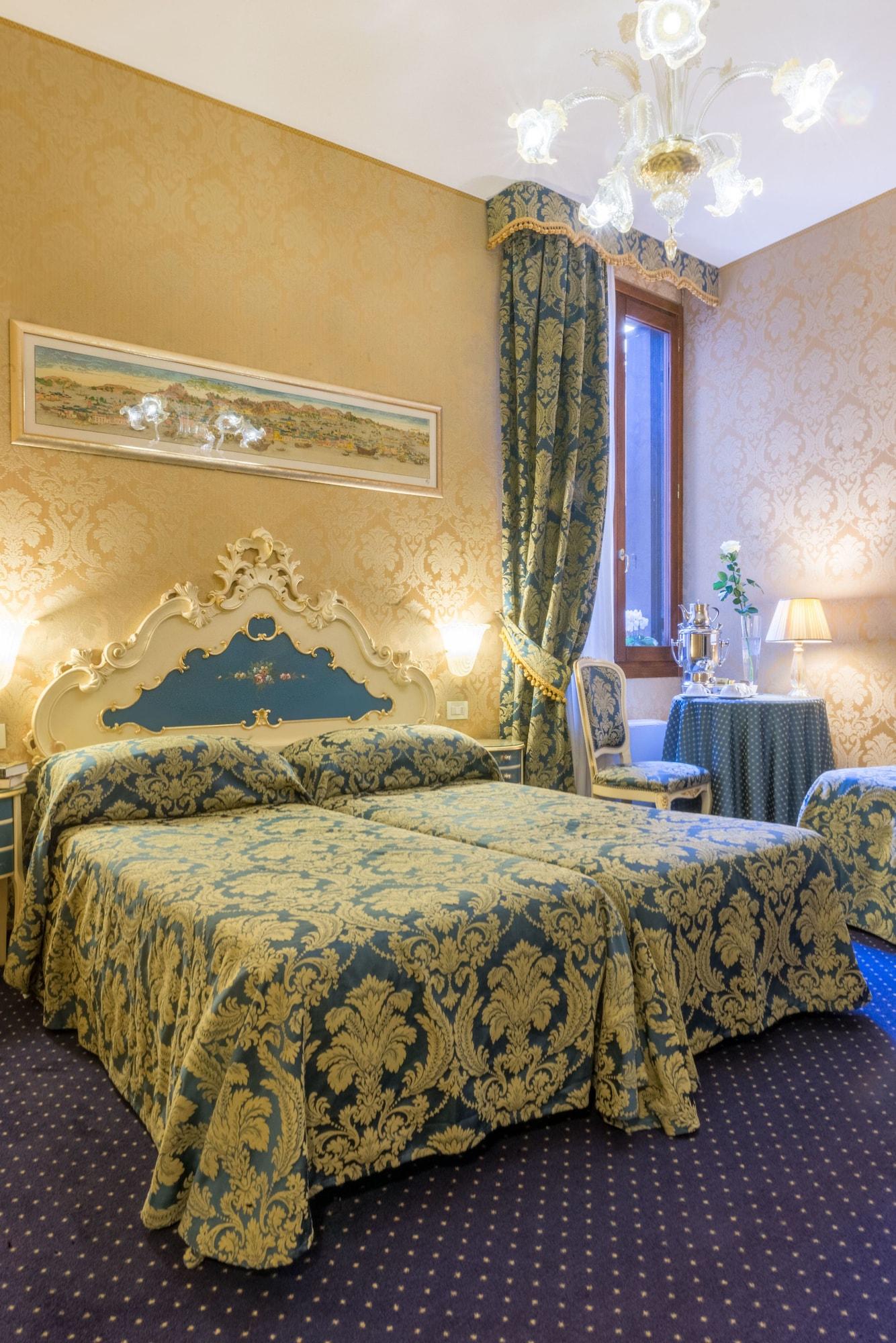 Hotel Becher Venecia Exterior foto