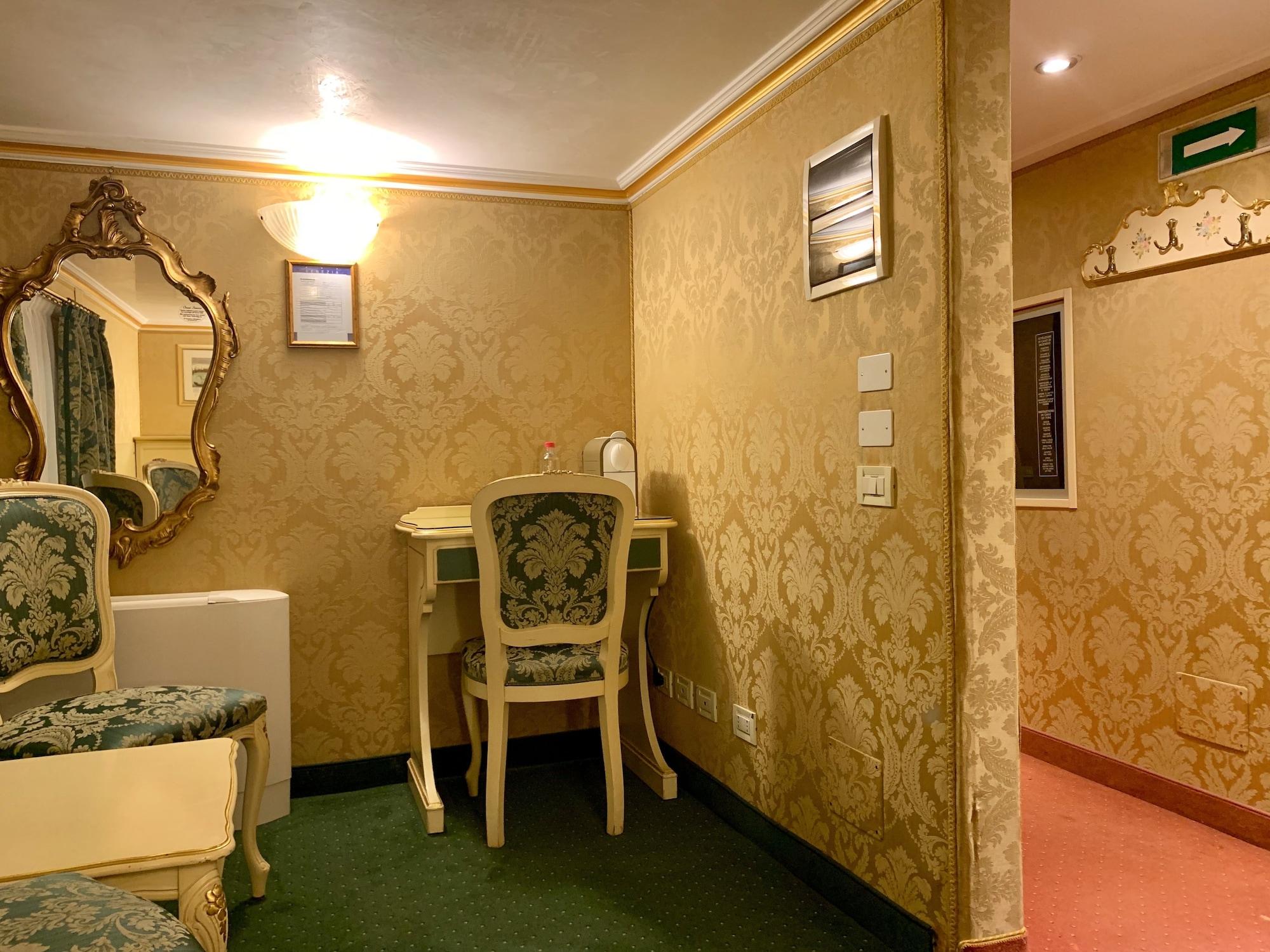 Hotel Becher Venecia Exterior foto