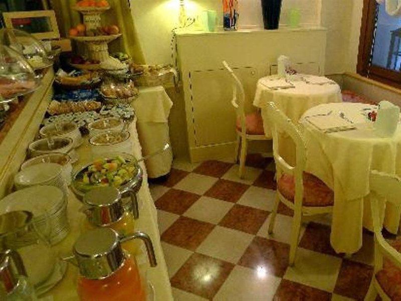 Hotel Becher Venecia Exterior foto
